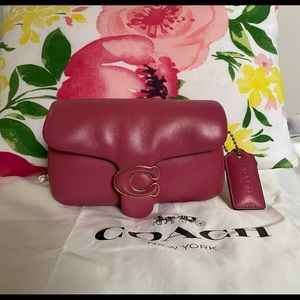 Coach pillow tabby 18 in colour rouge/ pink